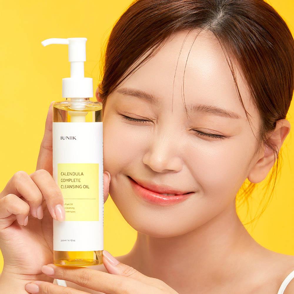 iunik Calendula Complete Cleansing Deep Oil Botanical - 200 ml