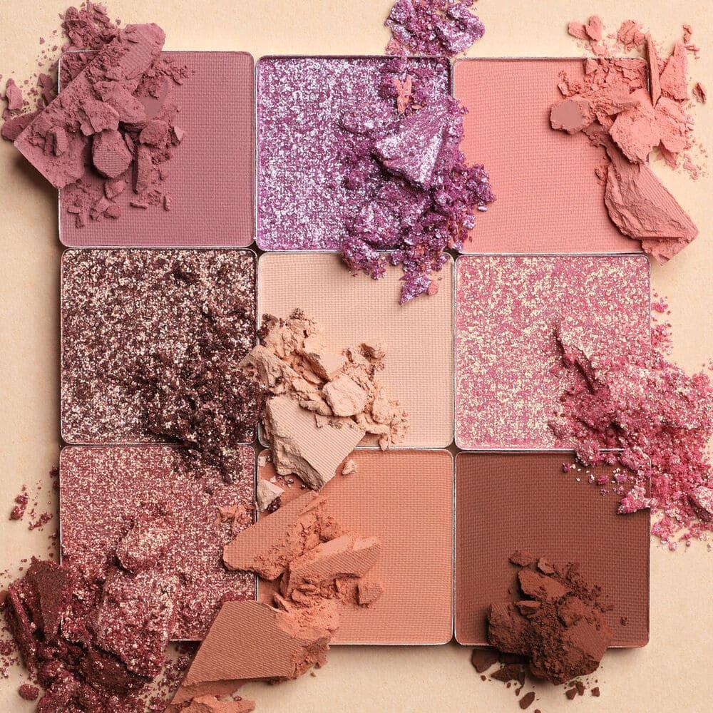 Huda Beauty Light Nude Obsessions Eyeshadow Palette