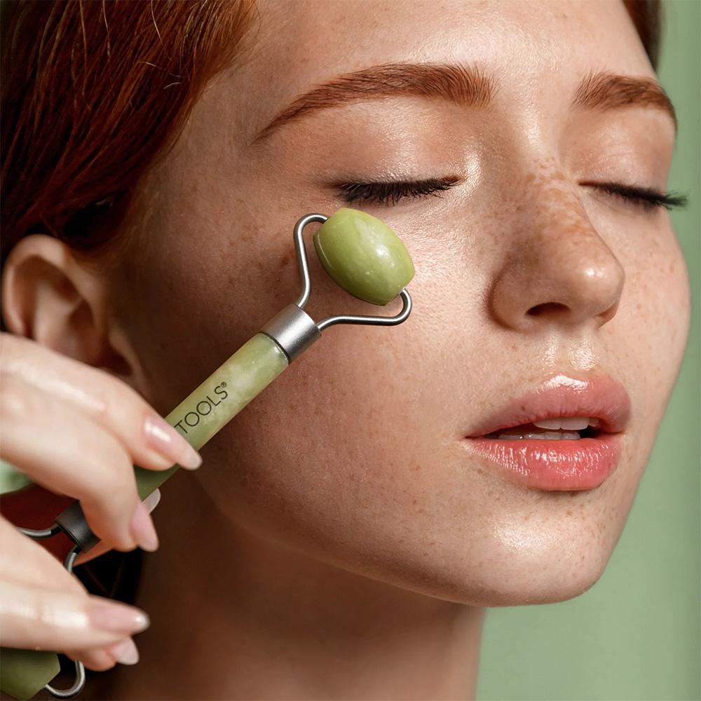 Jade Facial Roller 7517