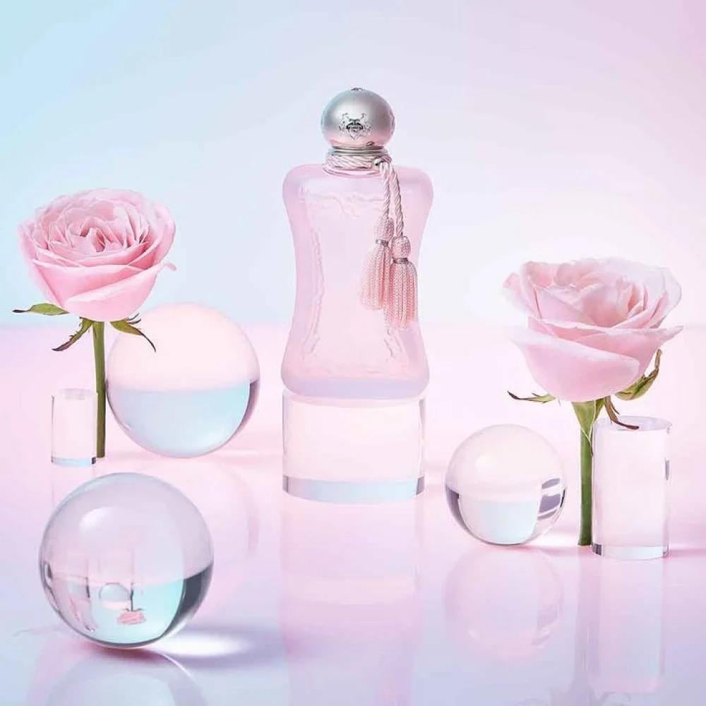 عطر بارفيومز دي مارلي ديلينا لا روزي رويال إيسنس للنساء - او دى بارفيوم 75 مل
