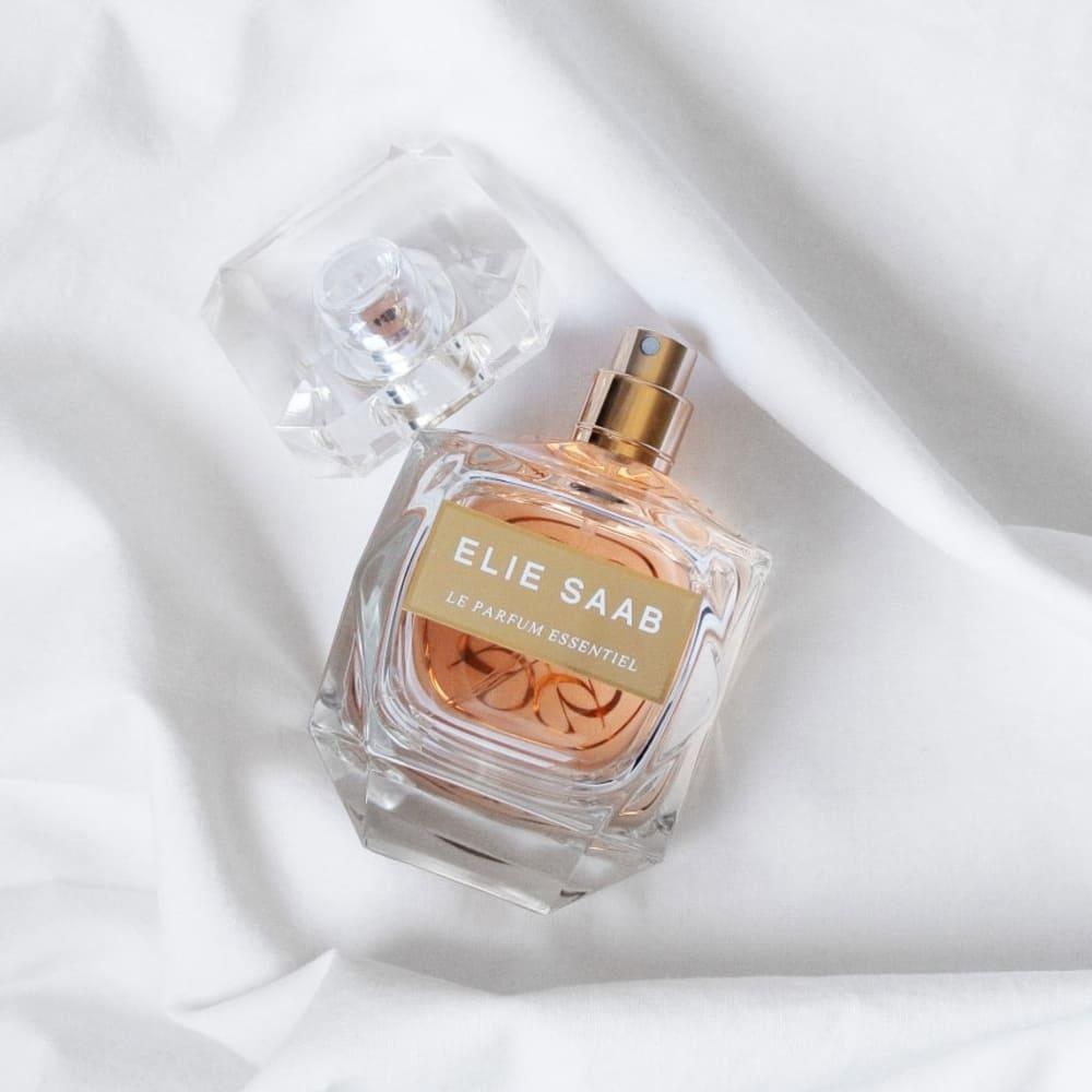عطر ايلي صعب لي بارفيوم إيسينشيل - او دى بارفيوم 90 مل