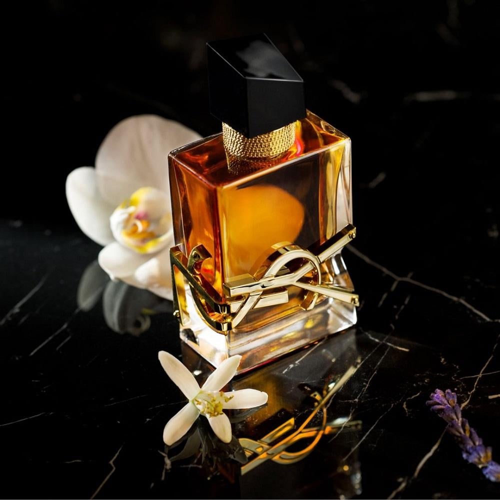 عطر ايف سان لوران لايبر للنساء - او دى بارفيوم انتنس 90 مل