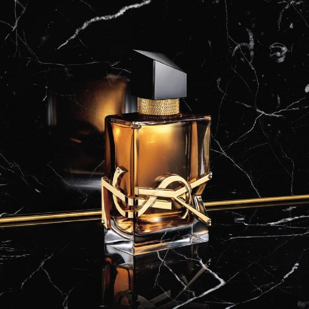 عطر ايف سان لوران لايبر للنساء - او دى بارفيوم انتنس 90 مل