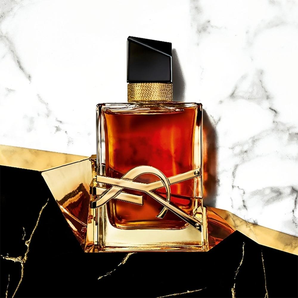 عطر ايف سان لوران لايبر للنساء - لي بارفيوم 90 مل