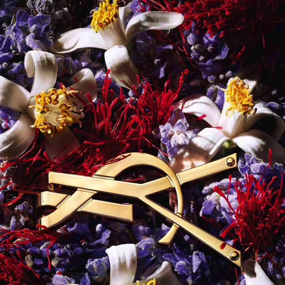 عطر ايف سان لوران لايبر للنساء - لي بارفيوم 90 مل